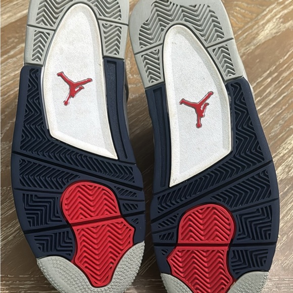 Air Jordan 4 Retro Midnight Navy main image 2